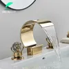 Shbshaimy Golden Waterfall Bathroom Bower Basin Robinet Deck Mouted Cold Hot Water Bouxer Single Trou Water Tap 3 trous Washing Tap