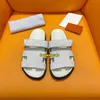 Designer Chypre Sandals Cloquette Claquette Vintage Old Dad Sandale Sandale Letni Buty plażowe dla mężczyzn Kobiety skórzane zamszowe płaskie szpilki Slajdy