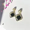 Orecchini schienali clip del cuore in cristallo nero vintage simulato auricolari rotondi auricolare orecchi non forati.