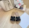 Miroir Qualité CELINYGLADIATOR Sandales Brown Soft Leather Designer Slide Femme Flip Flops Sandale Mules Summer plage plate talon Sliders Dame Designer Chaussures