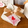 50 stcs Hot Pink Gift Paper Tags Hartvorm Handgemaakt papier Hang Tags Paper kaarten Label Geschenkdoos Zak Verpakking Party Decoratie