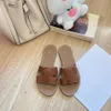 Miroir Qualité CELINYGLADIATOR Sandales Brown Soft Leather Designer Slide Femme Flip Flops Sandale Mules Summer plage plate talon Sliders Dame Designer Chaussures