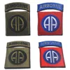 Airborne US 101 AIR ASSAULTERAA刺繍されたアームバンドフォース軍事戦術戦士ガスバッジ軍隊ファン衣料品バックパッチパッチ