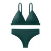 Des soutiens-gorge settent un soutien-gorge et une culotte sans couture et une baisse de la taille basse sans fil mince bralette de couleur solide lingerie