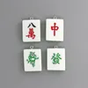 Mélangez 10pcs / pack sculpture chinoise Mahjong Mahjong Resin Resin Charms Funny Game Collier Keychain Pendants Diy bijoux accessoire