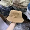 Luxury Wide Brim Hatts Bucket Hats Letter Triangle Mark broderad fiskare hatt sommarskugga män kvinna