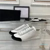 Donne di lusso scarpe scarpe da ginnastica comfort piattaforma piatta fatte a mano donne marciapiedi scarpe da tennis alla moda allenatori di dimensioni unisex