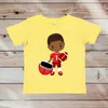 Süßer kleiner schwarzer Junge spielt amerikanisches Fußball-Shirt Kawaii schwarze Jungen T-Shirt Girls T-Shirt Kurzarm T-Shirt T-Shirt Top