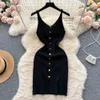 Bottons Sexy Sommer Kurzstrickband Kleid Frauen Panzer Elat Taille Bodycon Sundress Female Strand aufgeteilt Rückenfreier Mini 240403