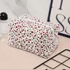 Sacs de rangement sac cosmétique floral coton doux coton portable à fermeture éclair piétiné avec une doublure à carreaux