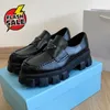 Designerschuhe Monolith Gummi-Plattform Frauen Sneaker Schwarz glänzender Leder Slipper Chunky Round Head Sneaker Spitzen dicke Bodenschützer Größe 35-45