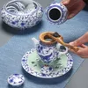 Chinesische exquisite blaue und weiße Porzellan -Tee -Sets handgefertigte Keramik -Teekanne Gaiwan Sieb Teetasse Haushaltswaren -Getränkeware