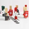 20pcs/Los Weihnachtsbaum -Elch Gove Holzklammern Schneeflocken Mini Holz Kleidung Fotorahmen Papier Pin Pin -Wäscheklammern Craft Clips