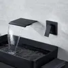 Zasso opaco nero bagno nero lavandino rubinetto da bagno a cascata mixer caldo tocco di uscita di uscita in ottone a parete montata