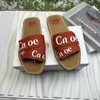 Designer Sandale Luxury Man Woody Clog Mule Flat Sandale Slide Letter Locons Slipper Womans Pink Red Place Summer Place Plateforme Toile Flip Flop