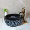 Kemaidi Salle de bain Céramique Round Round Antique en laiton Pont de tampon monté Bauchet Tap avec un ensemble de robinets de lavage de drainage