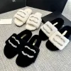 Hot style Tazz Slippers Sandal Chaussures décontractées Designer Mule Indoor Teddy Bear Mens Hiver Channel Luxurys Fur Slip Fur Femme Chauffle Loafer Sandale Sliders Wholesale