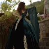 Feestjurken Lorie Caftan Marocain Avond Tweede stuk bal jurk goud Appliques groen Arabisch prom Velvet jurk Abendkleider
