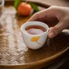 2pc/set 60ml beyaz porselen çay fincanı tek çay bardağı el yapımı ginkgo seramik küçük mater fincan hanehalkı kungfu teare çay töreni