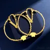 18K Gold Circle Küpe Zarif Kadınlar Büyük Çember Küpeler Moda Tasarımcı Takı Kulak Çıtçıtları Set Güzel Sevgililer Günü Hediye Mücevher Markası Altın Küpe Takım Lady