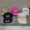 Дизайнерская шляпа Bow Baseball Hat Soft Top модный и модный утиный язык шляпа M Семейное женское интернет -празднование такого же стиля