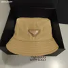 Chapeaux de seau de créateur de marque Inversés Triangle inversé