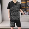 남성용 트랙복 여름 스포츠웨어 세트 Tshirts 반바지 2024 고품질 캐주얼 세트 스프링 남성 패션 및 셔츠 남성 크기