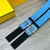 Beltadores de cinturão de homens de luxo Mulheres moda metal fuckle lisa de fivela azul real alfabeto gráfico de cinto de couro impresso