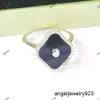 100% серебряный винтажный дизайн Van Clover Ring Ring Diamond Flowers Perlees Lucky Clover Кольцо Свадебное пальцем Кольцо обручальные кольца для женщин Пары кольца Дизайнерское кольцо