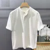 T-shirt au cou de coton de style américain Pure Henry pour hommes avec une sensation haut de gamme, un ajustement en vrac à manches courtes, durs et beaux, à moitié ouverte, une chemise Henry Henry