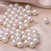 AA Fashiong Vente chaude Round Pearl Natural Half Hole Fresh Water Pearls Perles 4-4,5 mm pour les accessoires de bijoux de fabrication de bricolage