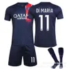 Voetbalsets/tracksuits 2324 Paris Jersey Mbappe Football No.7 Sportset No.30 Club Match Training Uniform Gedrukt