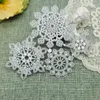 Snowflake Metal Schnittstirme DIY Scrapbooking Album prägende dekorative Kunsthandwerk Grußkarte Messer Schimmelpunch Schablone