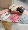 Candy-colored Summer Alphabet Slippers Classic Women's Casual Flip-flops Fashion Flat Sandals Alphabet Luxury Women's Crepe Leather beach Shoes Slipper