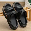 Spessa piattaforma Slifori uomini Massaggio estivo Scarpe da bagno Eva Soft Sole Flip Flops Women Leisure Beach Slides Sandals Anti-Slip