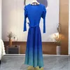 Casual klänningar Gradient veckad klänning för kvinnor långa ärmar färgblock mode bälte kvinnliga kläder 2024 vår