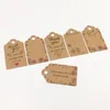 50pcs Kraft Paper Gift Tags Handmade With Love Hang Tags Tags de vêtements pour bonbons / cadeau / cookies Affichage de la carte d'étiquette d'emballage Boîte-cadeau