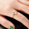 Anelli di nozze Caoshi Classic 4 Zirconia Stone Ring Women Proposta di gioielli per le dita per cerimonie Accessori versatili in stile semplice