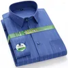 Chemises décontractées pour hommes Bamboo Fibre Men Shirt à manches longues élastiques anti-rides régulières Business Formal Social Rose Blue à rayures