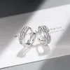 후프 Huggie Sterling Silver Real Moissanite Round Earrings Sparkling Wedding Party Fine Jewelry Gift Whoelhoop243n