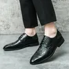 Checkered Leather Shoes for Men Business Attire Block Carved British Men Leather Shoes in Large Size