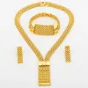 Gouden kleur drop oorbellen ketting set mode dames dubai African Luxury Geometric Earrings Bracelet Italië Huwelijksfeest sieraden 240315