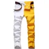 メンズジーンズの2色がファッションカジュアルズボンにスプライスされた白い黄色の赤い黒いデザインパッチワークデニムパンツ