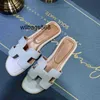 Home Oran Paris Slippers L Women Clipper نسخة عالية من الجلد لارتدائها 2024 الربيع والصيف شاطئ repostoile لديهم شعار