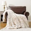 Battilo Luxury Faux Fur Blanke Maneta Cama Forra Papája de pelaje Invierno Grueso Fuzzy Blanket para sofá Manta