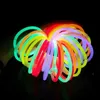 Jouet rave LED 50 / 1pcs de fête Glow Sticks Fluorescence Lumière Glow dans les bracelets foncés Collier coloré Stick Blowing Stick Orday