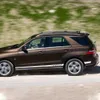 車のドア両サイドスカートストライプステッカーメルセデスベンツGLE GLK MLクラスのDIYデカールW164 W166 GLE350 GLE400 GLK350 ML350