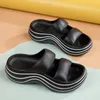 Slippers 2024 Summer Women Beach Fashion Solid Color Sandals Outdoor Indoor Non Slip Designer Slides Slides Platform