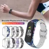 Färgglada silikonremmar för Samsung Galaxy Fit 2 SM-R220 armband ersättande Watchband Protective Film för Galaxy Fit2 Correa