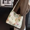 Ladies Blumenstickte Achselbeutel Leinwand Satchel Frauen Qualitätsbeutel große Kapazitätsumbilder Stylische Tasche Handtasche